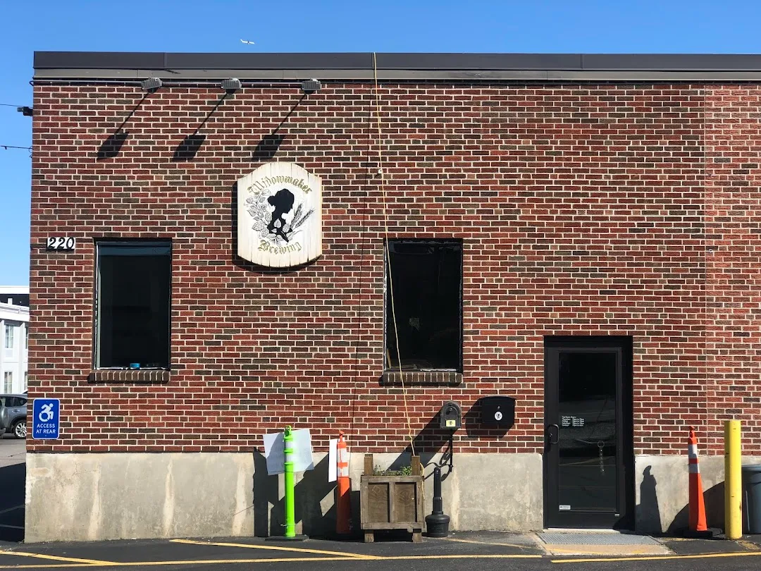 Photo of Widowmaker Brewing